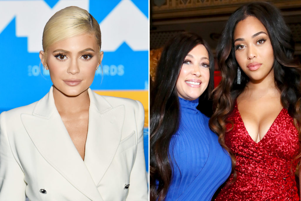 WELL THAT’S BECAUSE THEY’RE SCARED SHE’LL SMASH THEIR MEN TO: Jordyn Woods’ Mother Says a Majority of Jordyn’s Friends Abandoned Her After Kardashian Scandal