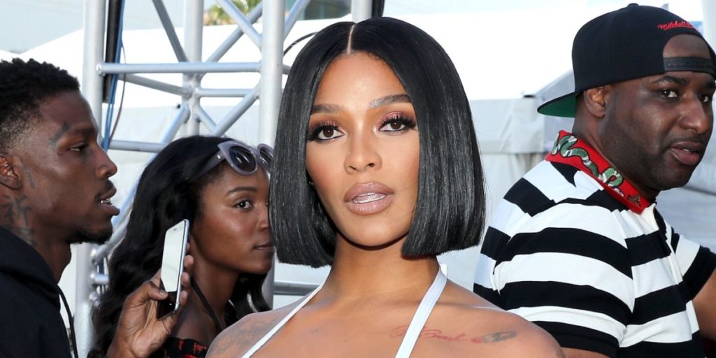 IN CASE YOU MISSED IT: Joseline Hernandez Reportedly Gets Banked in Miami (VIDEO)