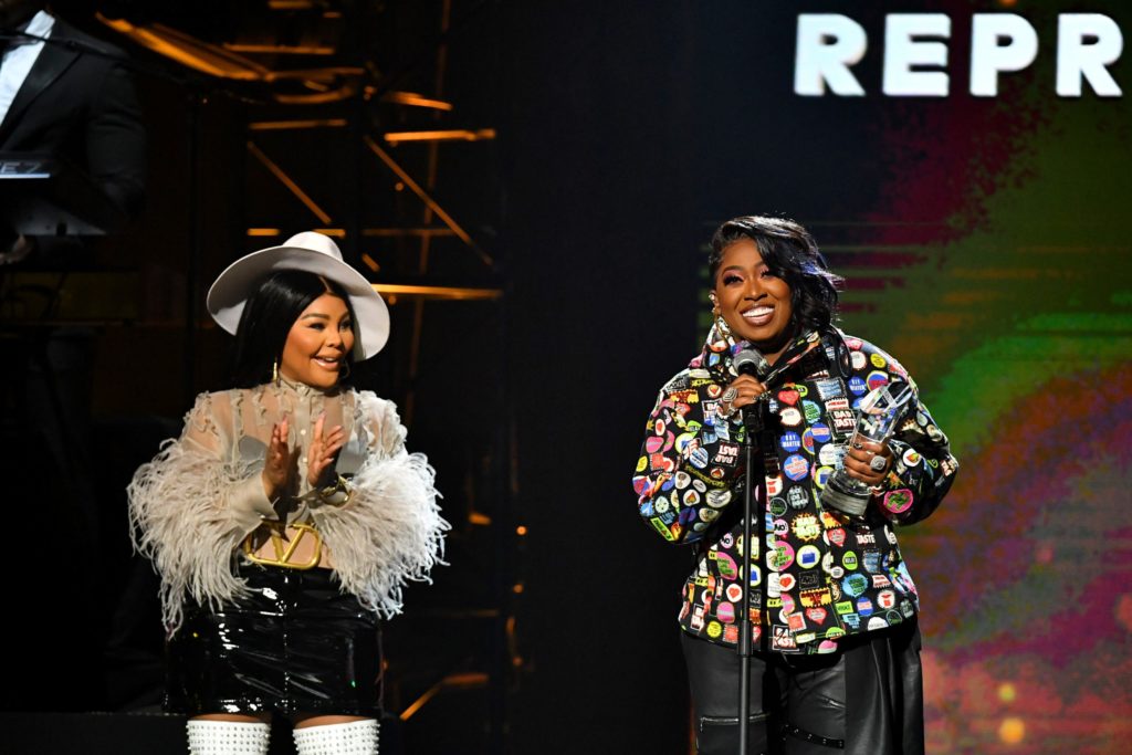 IN CASE YOU MISSED IT: Missy Elliott Shares Emotional Message on Stage with Lil’ Kim; Tearfully Reflects On Illness – “I Couldn’t Even Hold A Pen To Write” (WATCH)