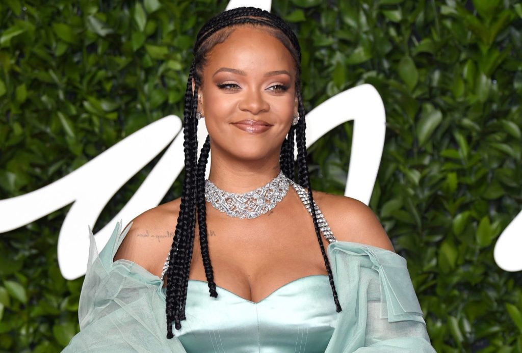 WE LOVE TO SEE IT: Rihanna Will Receive Top Honor At 51st NAACP Image Awards