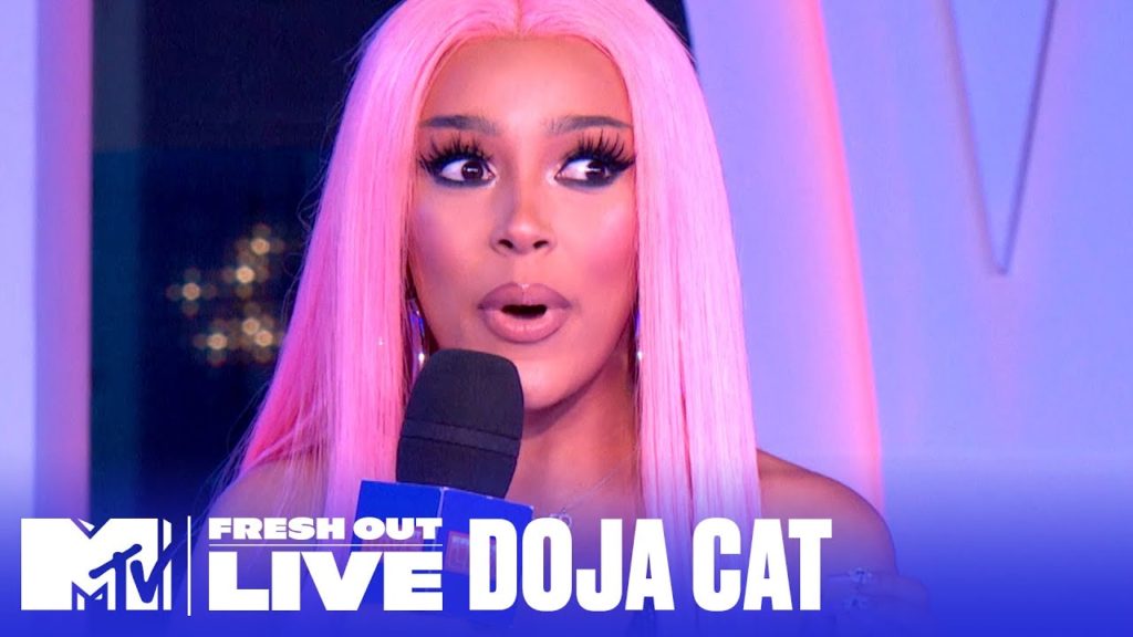 AND I OOP!: Doja Cat Says She’s Hired a Choreographer for Her Upcoming Tour Because She Can’t Be Out Here “Walking Back and Forth and Twerking All the Time” (VIDEO)