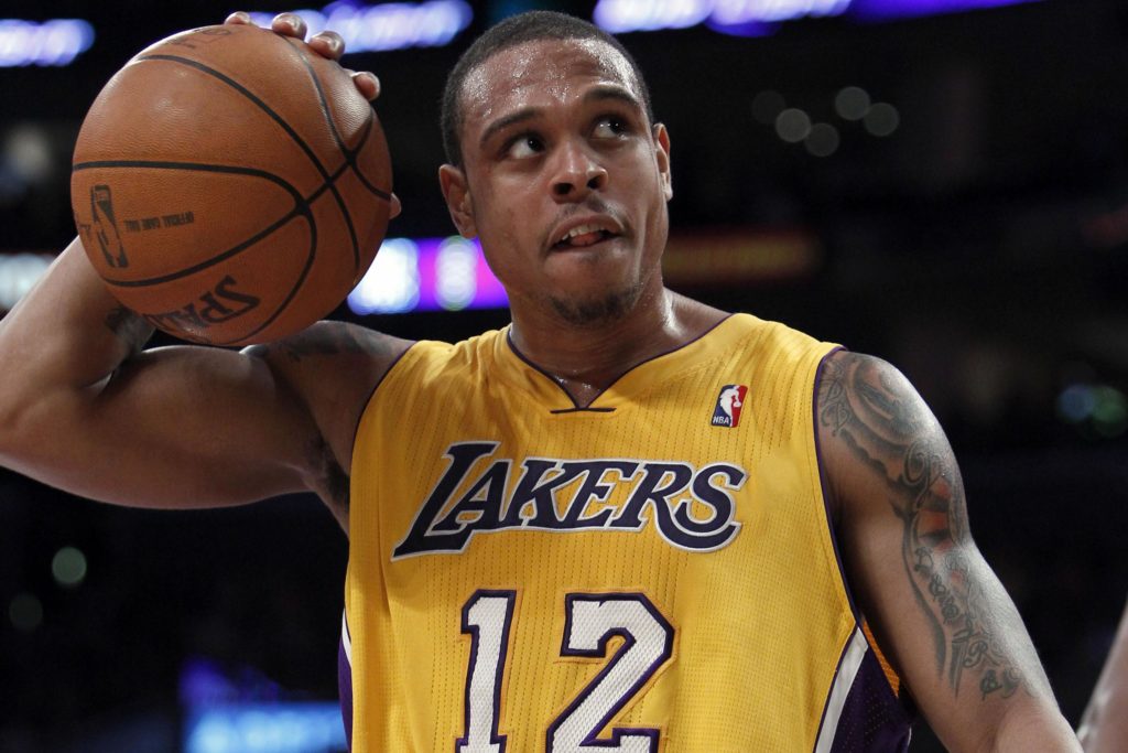 SAY WHAT NOW?: Shannon Brown Arrested After Shooting At Strangers Who Entered His Home Because They Saw a “For Sale” Sign