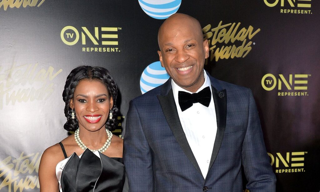 SO WERE YOU DELIVER’T?: Donnie McClurkin Claims Since “Reversing” His Homosexuality He’ll Probably Be Forever Single Because He “Doesn’t Know What a Woman Wants” (VIDEO)
