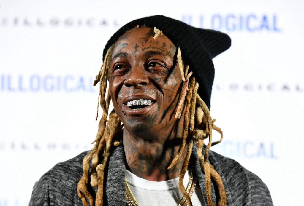 FACTS OR REACHING?: Lil Wayne Declares Himself “The Best Rapper Alive” During Final Tour Stop – “I Don’t Give a F*ck What You Think You’re Looking at”